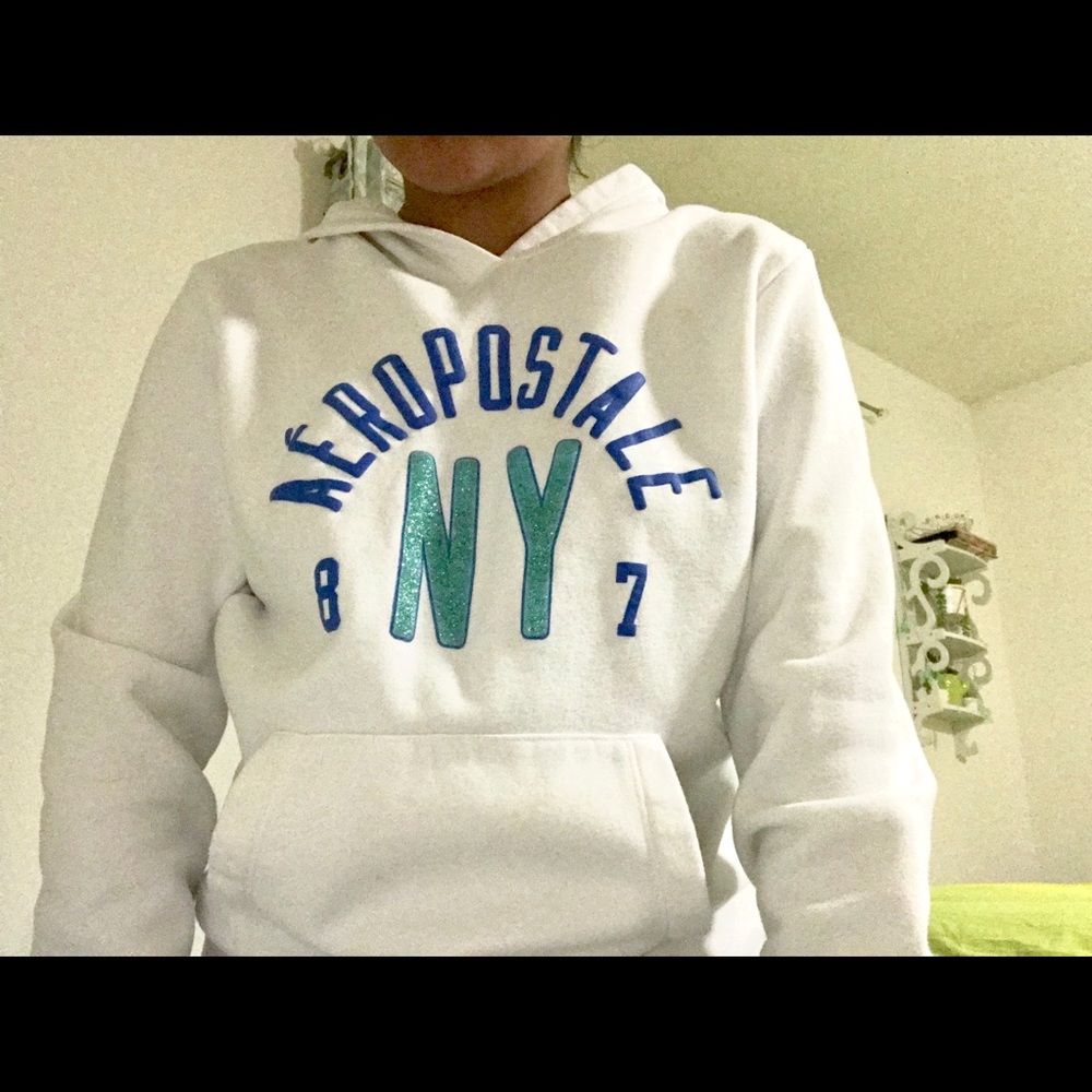 White Aeropostale Sweatshirt